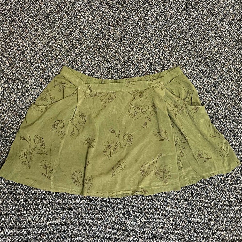 Old Navy Floral Skirt